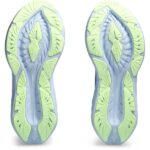 AsicsNovablast4LightSapphire_2.jpg