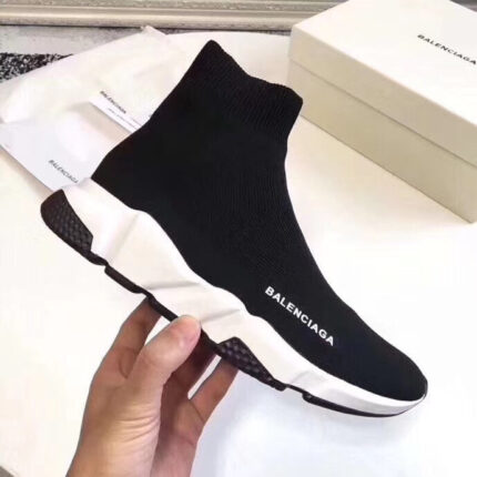 BalenciagaSpeedRunnerHighTopsBlackRed_2.jpg