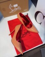 ChristianLouboutinKateBeigePumps_5.jpg