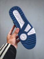 LouisVuittonTrainerBlueDenimEmbroidered_4.jpg