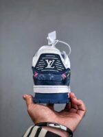 LouisVuittonTrainerBlueDenimEmbroidered_5_296b1a13-254f-4ce2-9087-09b35d19566f.jpg