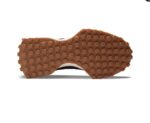 NewBalance327BlackWhiteGum_4.jpg