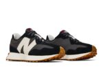 NewBalance327BlackWhiteGum_8.jpg