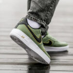 NikeAirForce1OliveGreenGold_2_e2f49ee1-7715-485e-8910-86ac39d90047.webp