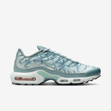 NikeAirMaxPlusWaterwayFibreglassWhite_5.jpg