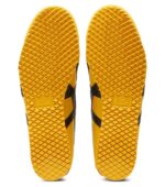 OnitsukaTigerMexico66SDYELLOWBLACK_7.jpg