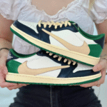 TravisScottxAirJordan1LowGREENBLACK_4.png